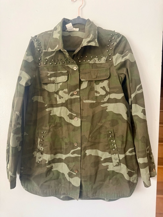 Etched Jackets & Blazers - Etched Edgy Studded Camo Shacket 分 Military Chic Embellished Army Jacket
